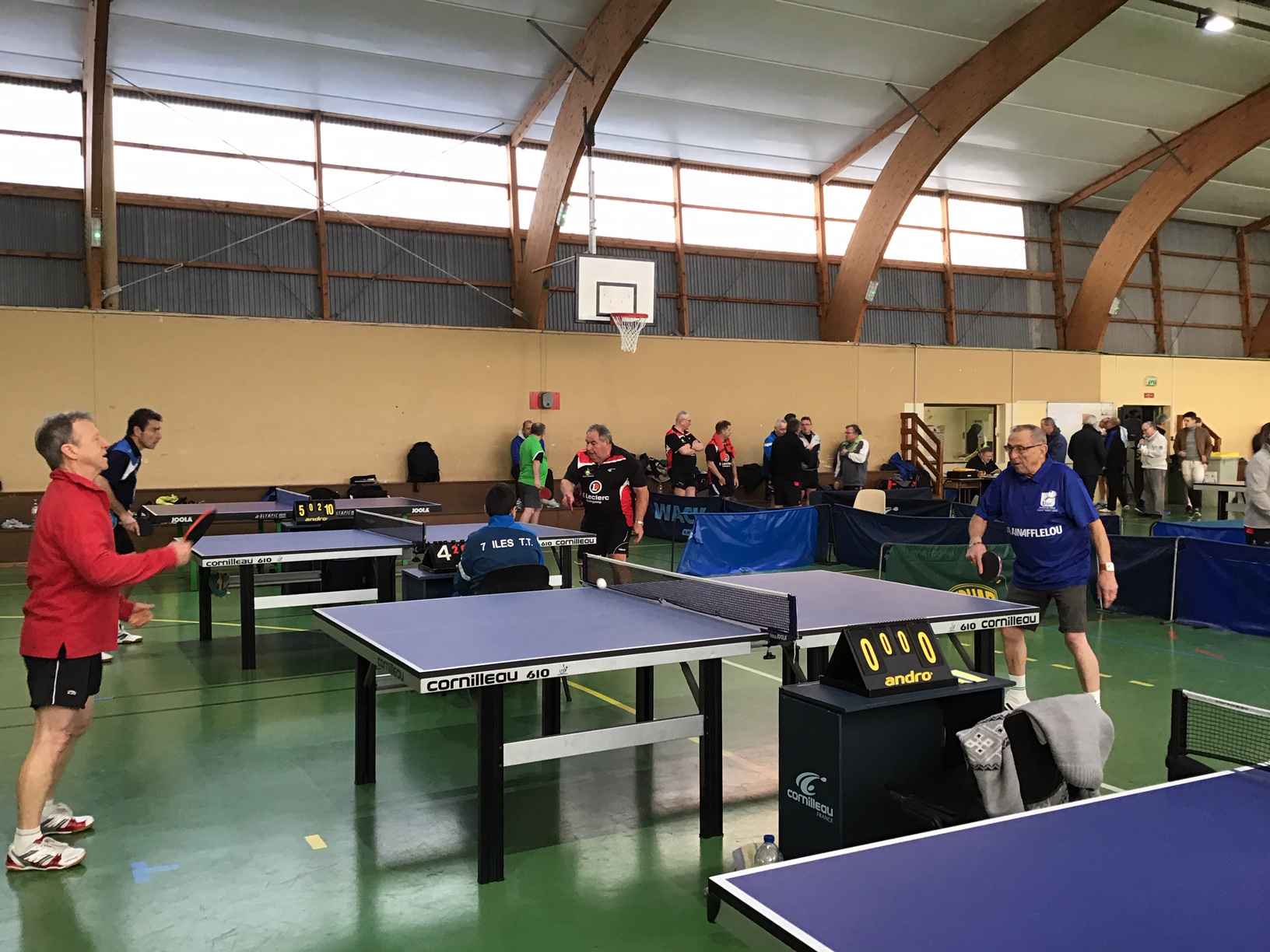 Les joueurs du TTLPL au championnat départemental vétérans des Côtes d'Armor