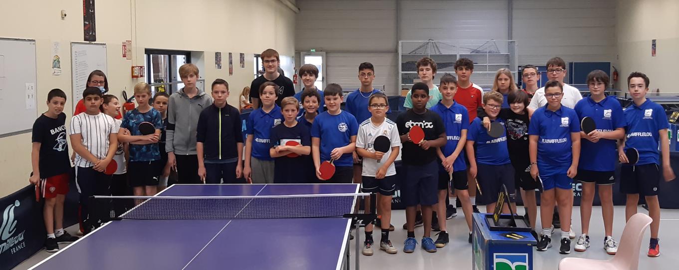 Les joueurs lors du tour 1 de la coupe d'Avis à Lannion