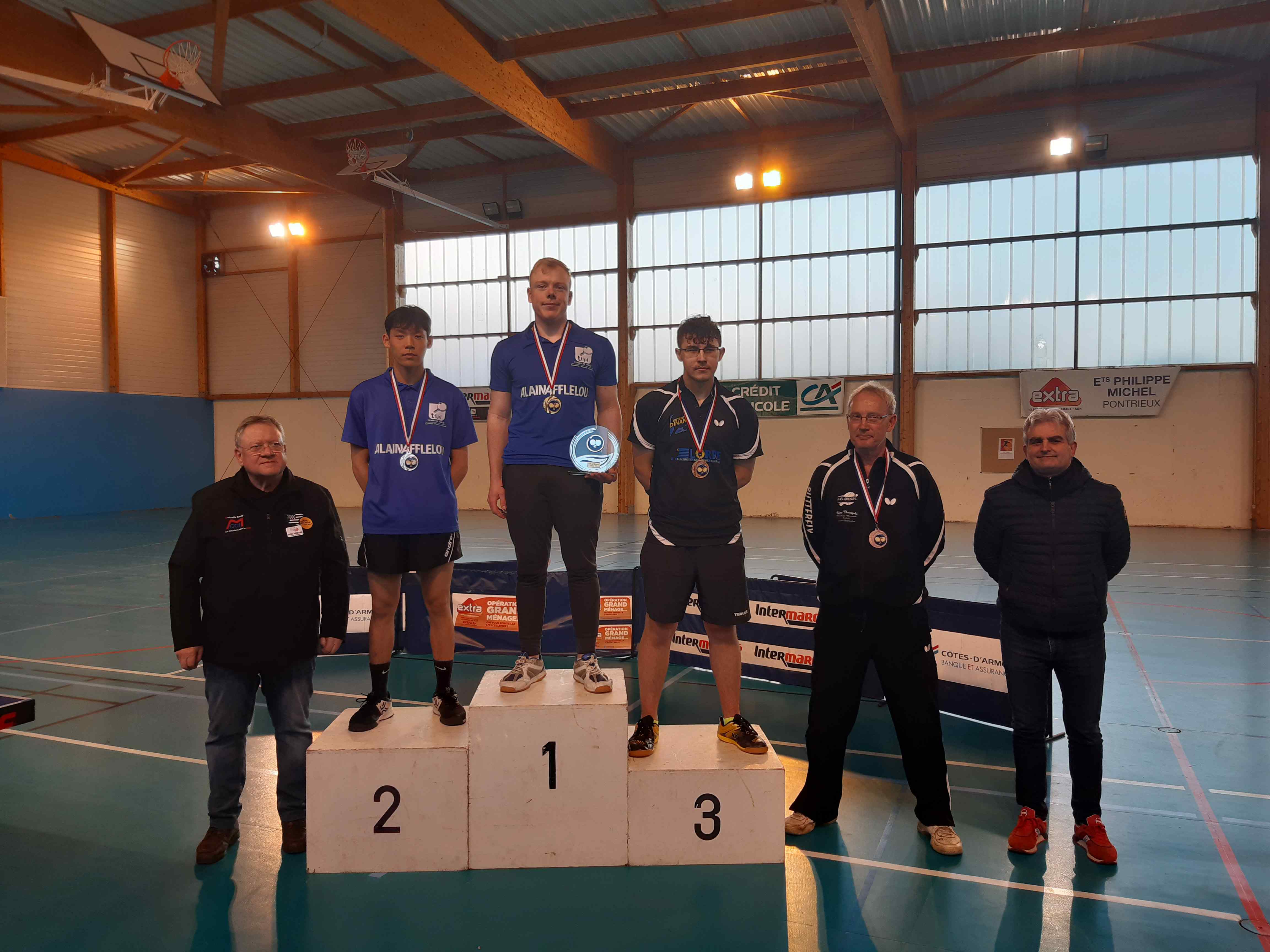 Podium H15 des finales par classement départementales